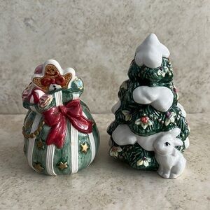 Fitz and Floyd Salt or Pepper Shaker Sugar Plum Snowy Woods